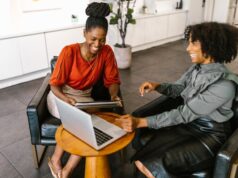 The Truth About Making Money While Traveling Full-Time