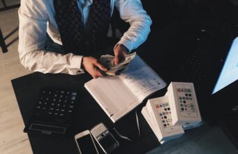 Beginner’s Guide: Making Your First $1 Online