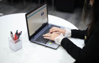 How I Improve Organic Traffic With Minimal Effort