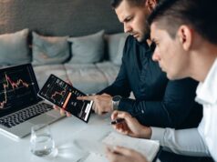 How I Validate a Niche Before Investing Time and Money