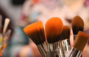 Comparing the Best Web Hosting Services: Which Price Comparison Websites Help You Save?